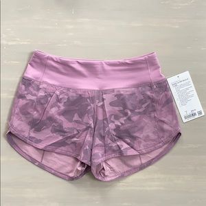 NWT Lululemon Speed Up Shorts 4” Camo Pink 4